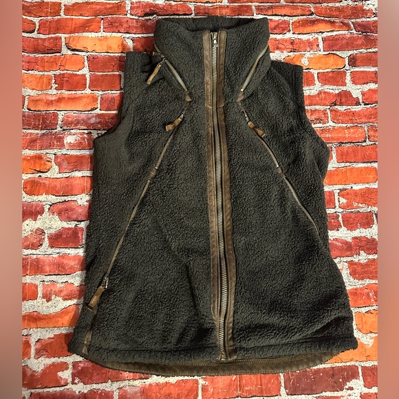 Kühl Flight Vest Sherpa Fleece Zip Up Vest - Picture 1 of 7
